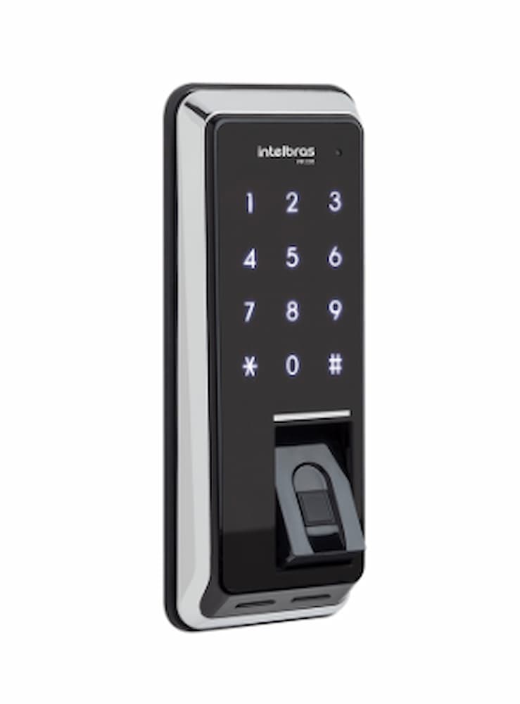 Fechadura digital Intelbras FR 220 com sensor de digital e teclado iluminado.

